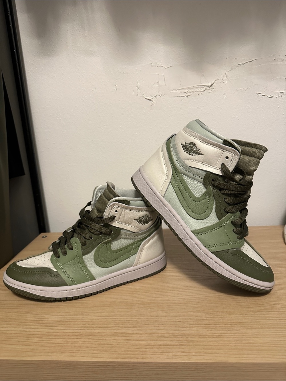 Jordan Air Jordan 1 Mid Green White Olive Sneakers